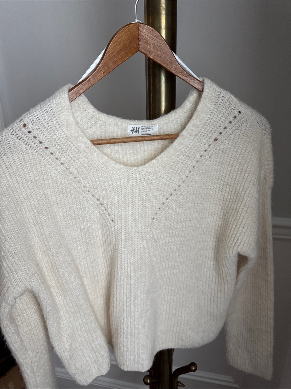 H&M Girls Cream Crewneck Ribbed Knit Sweater